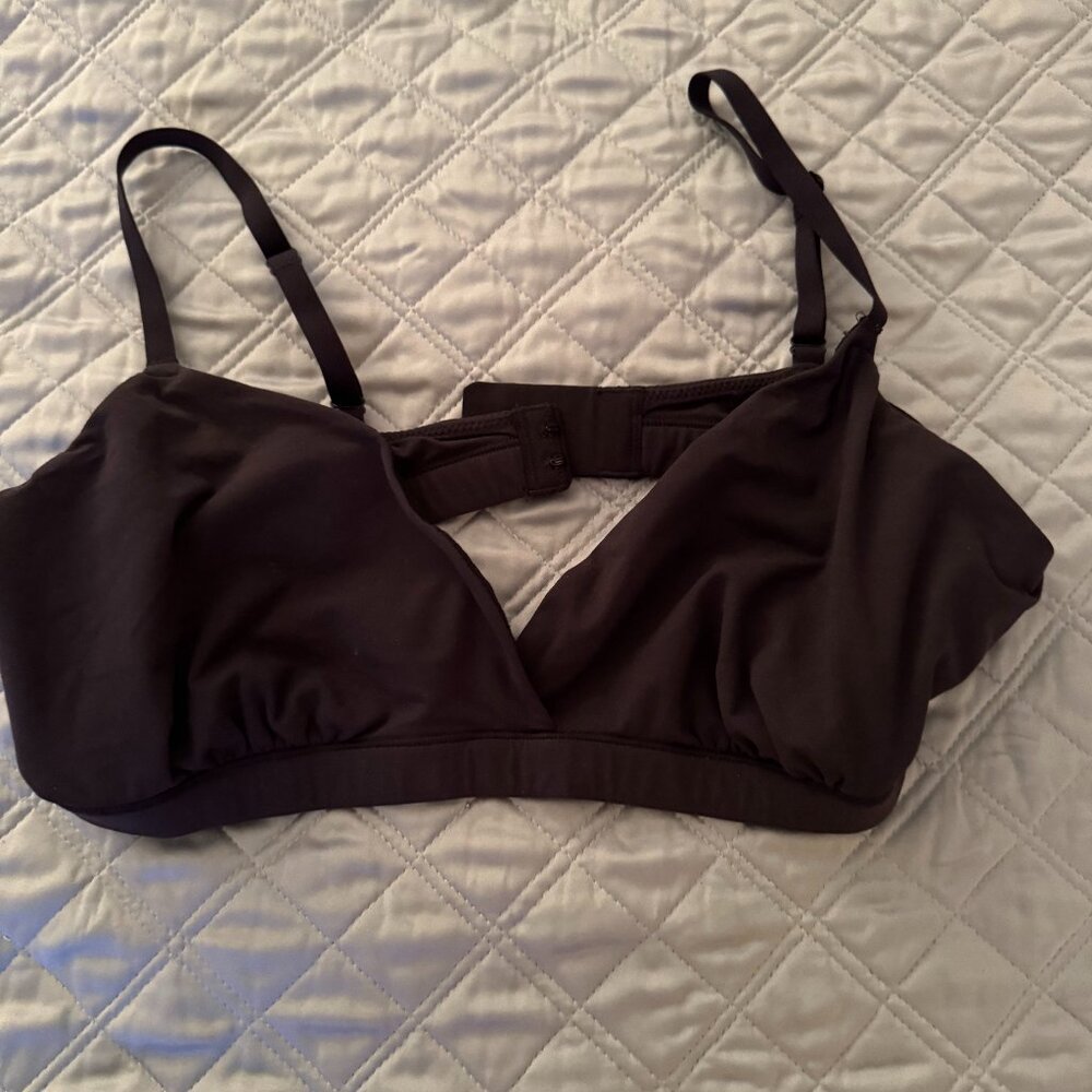 SKIMS Black Wireless Bra